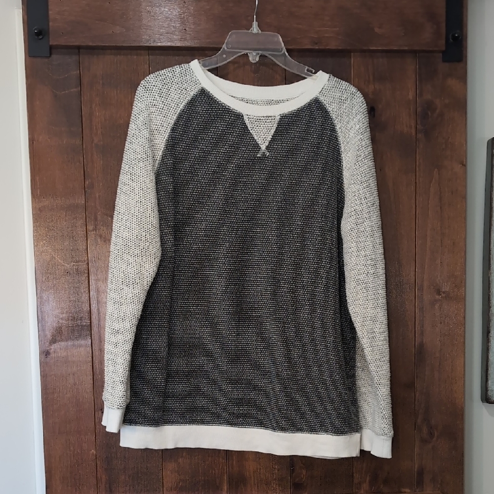 ZYIA Black and White Textured Knit